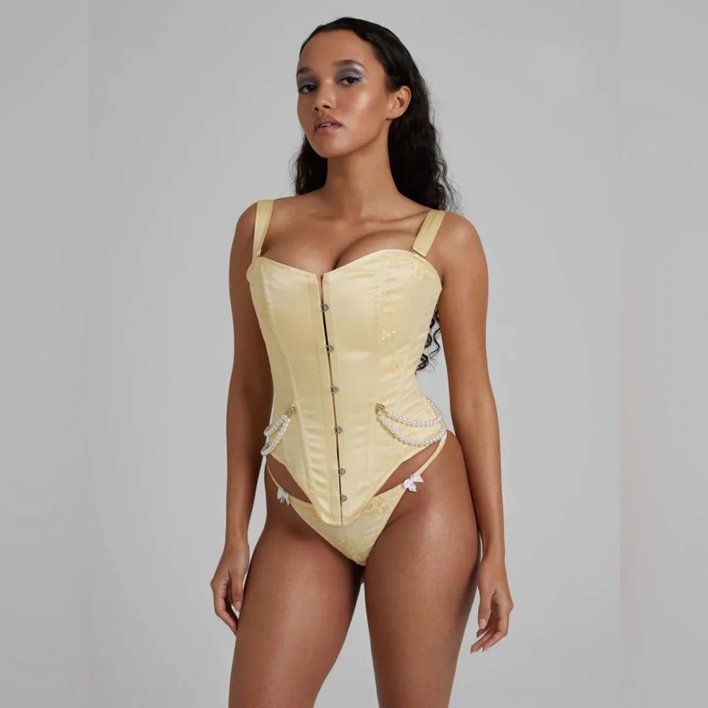 Scarlett Gasque Butter Yellow Pearl Corset S - Picture 2 of 9